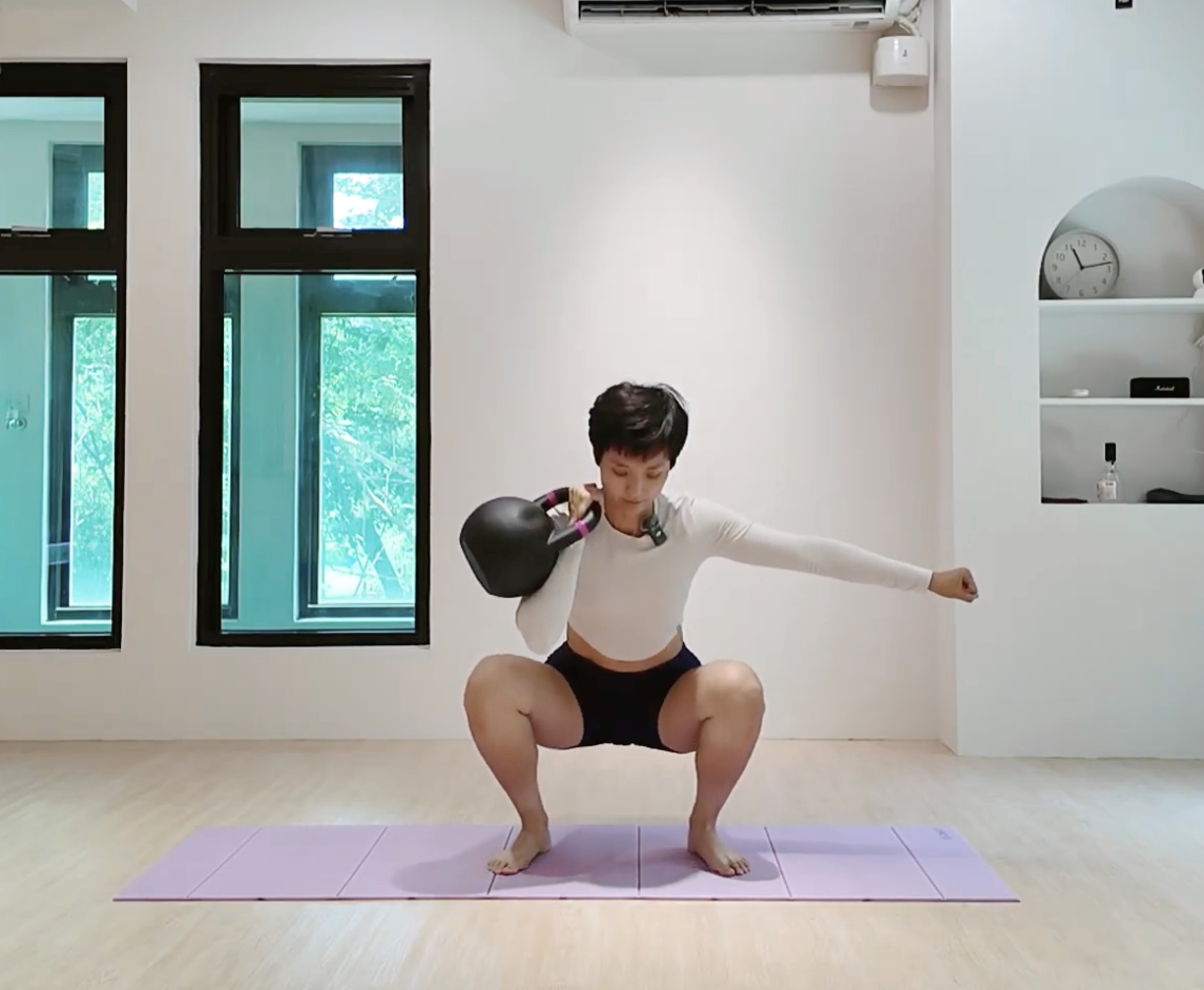 Rack 架式深蹲示範